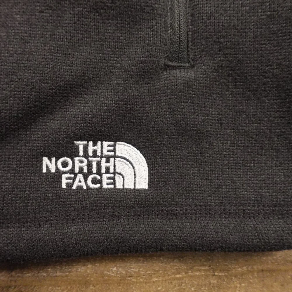 The North Face Black Fleece Vest‎ Men’s XXL – Fall River Foundry Logo